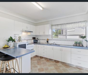 Properly Managed I Discover Your Dream Home in Aspley: Spacious Liv... - Photo 6