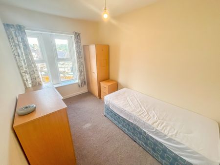 Stow Hill, Treforest, Pontypridd - Photo 2