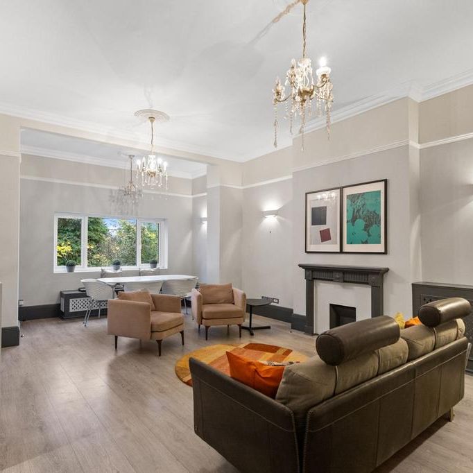 3 bedroom apartment to rent - Photo 1