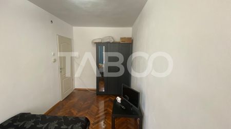 Apartament de inchiriat mobilat utilat 3 camere 56 mpu Sibiu - Photo 3
