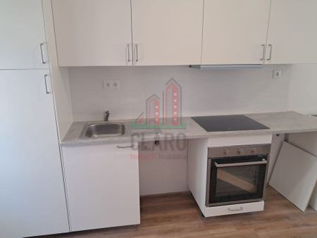 Coimbra, Lisbon - Photo 5