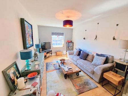 2 bedroom apartment to rent - Photo 3