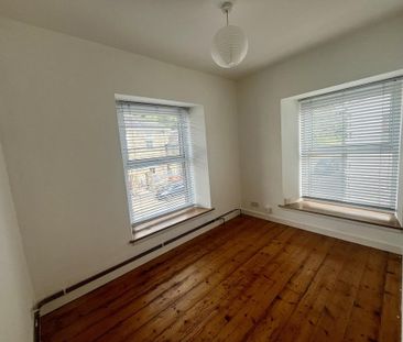 3 bedroom end of terrace house to rent - Photo 1