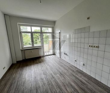 Neuer Boden, Balkon und Gartennutzung! 3 Zimmer Wohnung in angenehm... - Foto 2