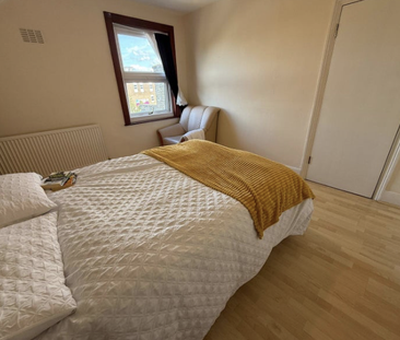 1 bedroom in a house share to rent - Photo 6