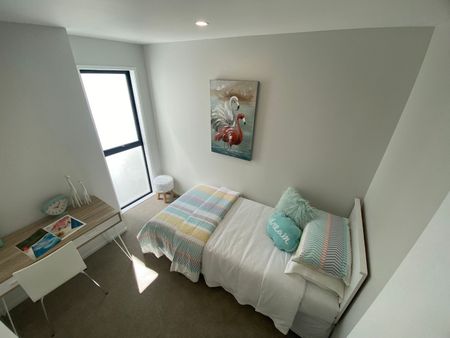MANGERE BRIDGE, 4 BEDROOMS( ($100 Free gift voucher for signup before 8th February ) - Photo 5