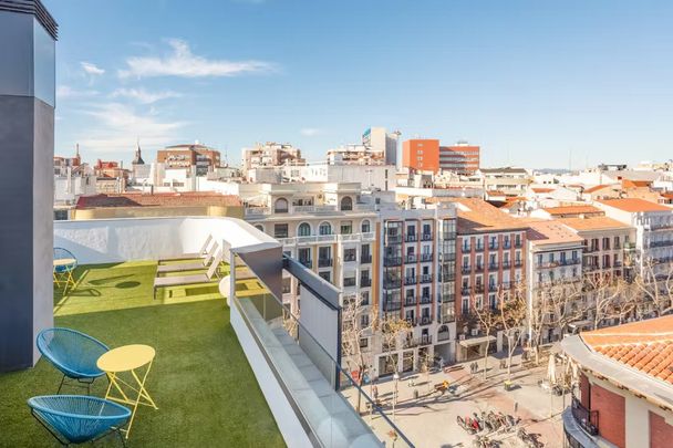 Calle Gonzalo de Córdoba, Madrid, Community of Madrid 28010 - Photo 1