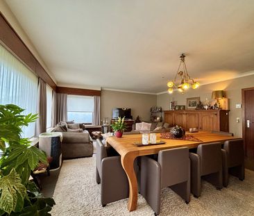 Bungalow met garage, tuin en opritten - Photo 4