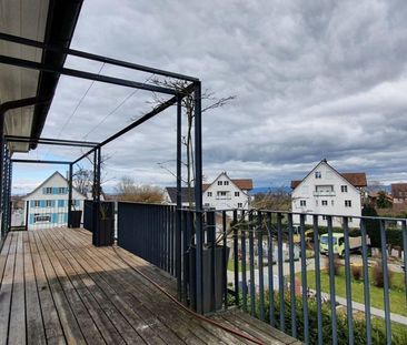 MODERN WITH LOTS OF SPACE IN A CENTRAL LOCATION - Photo 6