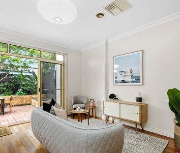 Close to Everything! - Photo 1