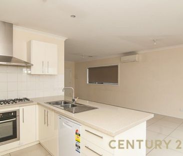 Modern Comfort & Convenient Living - Photo 4