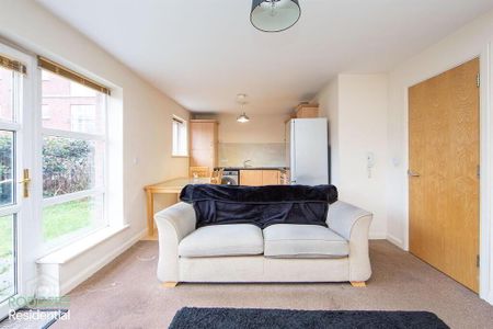 Apt 2, 4 Lewis Mews, Belfast, BT4 1FY - Photo 2