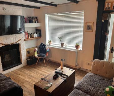 2 bedroom terraced house to rent - Photo 1