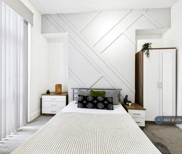 1 bedroom in a house share to rent - Photo 6