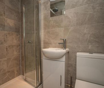 5 bedroom house to rent - Photo 1