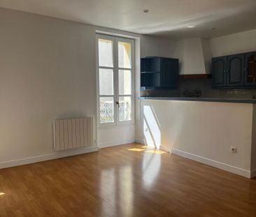 Location Appartement 2 pièces 47m² LAGNY SUR MARNE 77400 - Photo 2