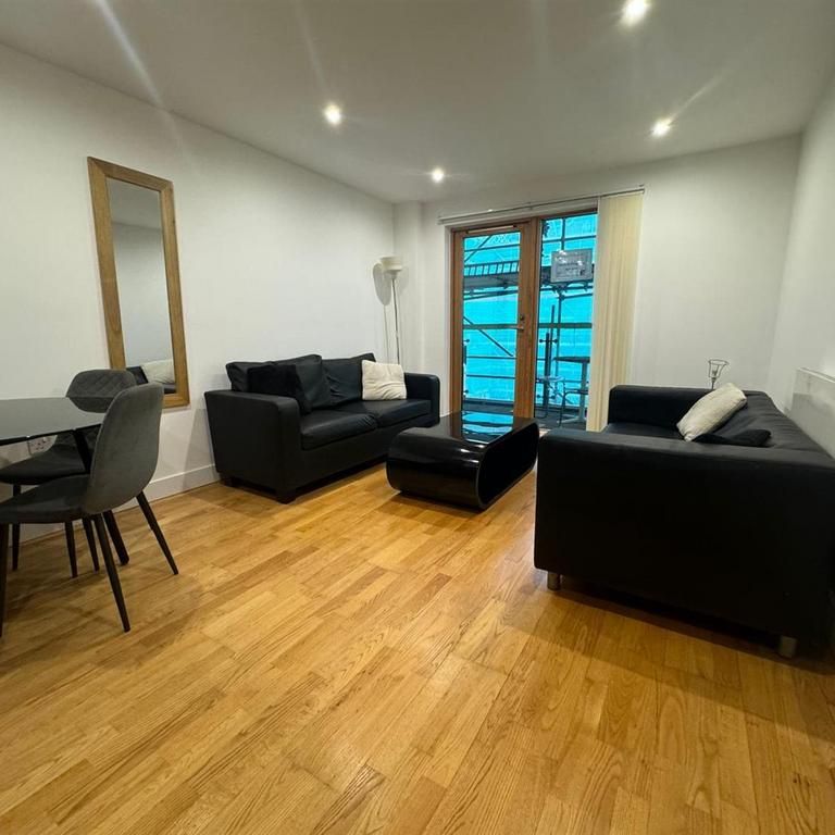 2 bedroom apartment to rent - Photo 1