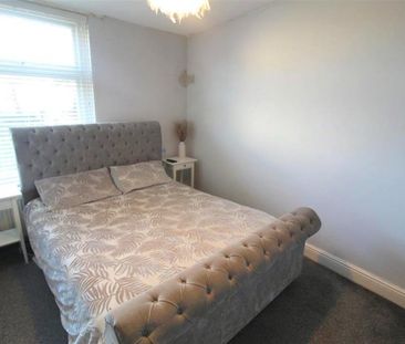 3 Bedroom Semi Detached To Let - Photo 3