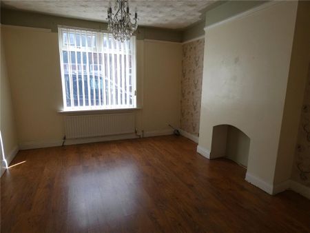 3 bedroom terraced house to rent - Photo 2