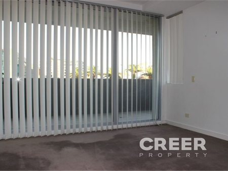 102/2 Honeysuckle Drive, Newcastle - Photo 5