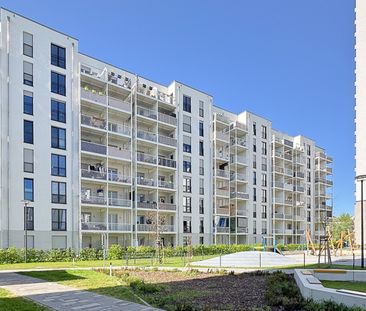 KOMFORTABEL WOHNEN IM NEUBAU - MIT BALKON, AUFZUG, FUSSBODENHEIZUNG UND EINBAUKÜCHE - Photo 2