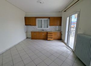 Διαμέρισμα για ενοικίαση - Ελασσόνα, - Φωτογραφία 2