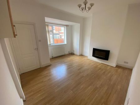 2 bedroom terraced house to rent - Photo 5