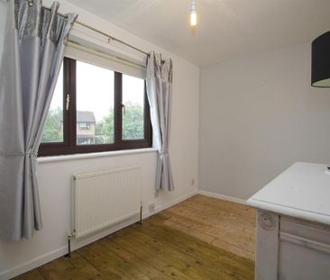 3 bedroom semi-detached house to rent - Photo 6