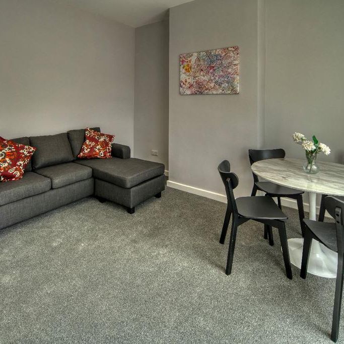 5 bedroom house to rent - Photo 1