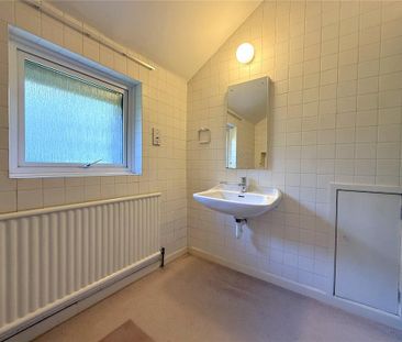 1 bedroom semi-detached house to rent - Photo 6