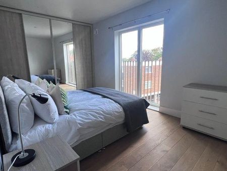 2 bedroom apartment to rent - Photo 4