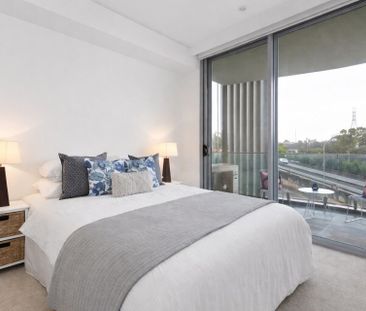 Experience the Luxury at 'The Greens' - Photo 2