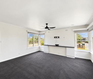 Your New Home Awaits With Comfort, Space & Convenience - Photo 1
