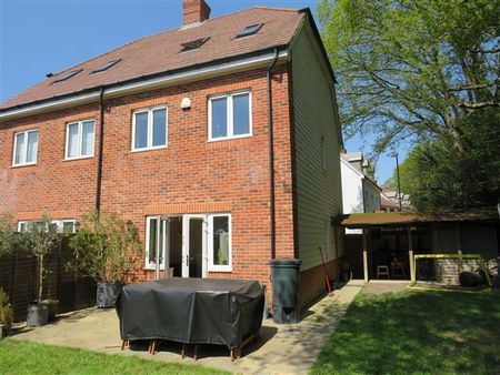 Leafield Close - Photo 5