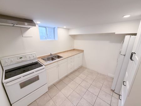 For Lease - 338 Demaine Crescent, Richmond Hill, Ontario - Photo 5