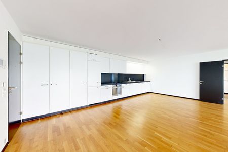 JAMES Albisrieden – Living with Service! - Photo 4