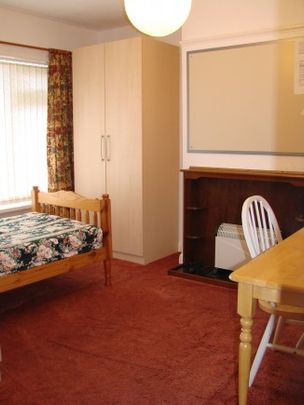 Bangor Gwynedd 5 bed house near City Centre - Photo 1