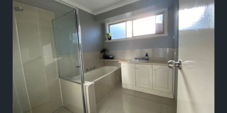 “Neat, Secure and Versatile Living in the Heart of Ardeer” - Photo 4