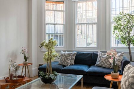 3 bedroom flat to rent - Photo 4