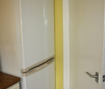 1 Bed Flat, Eastwood Avenue, G41 - Photo 4