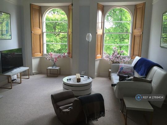 2 bedroom flat to rent - Photo 1