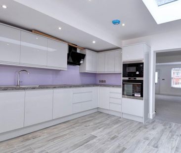 2 bedroom terraced house to rent - Photo 6