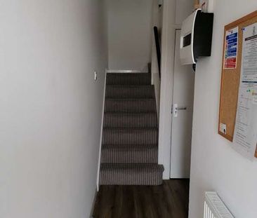 1 bed house / flat share to rent in Bennett Court - Photo 4