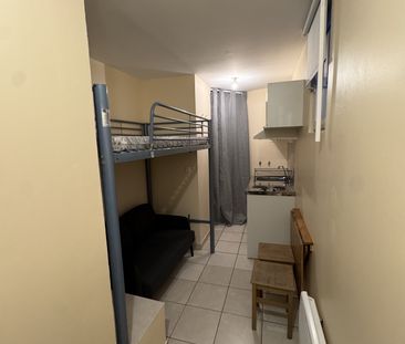 Location Appartement 1 pièce 9m² NIMES 30900 - Photo 1