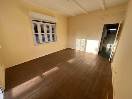 Location appartement 1 pièce, 32.00m², Cayenne - Photo 2
