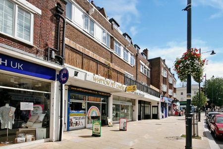 2 bedroom flat to rent - Photo 2