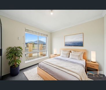 82 Yellowwood Avenue, Piara Waters, WA 6112 - Photo 2