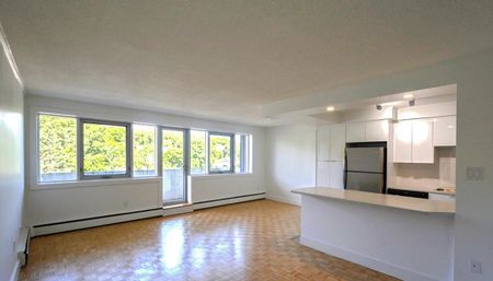 1 Oak Street - Photo 2