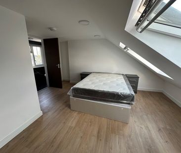 Room in a Shared House, Canterbury Road, CR0 - Photo 1