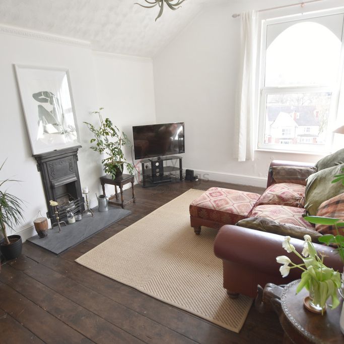 2 Bedroom Flat - Photo 1